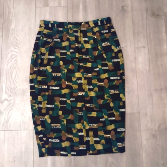 Pencil Skirt, Size Medium - Picture 1 of 2